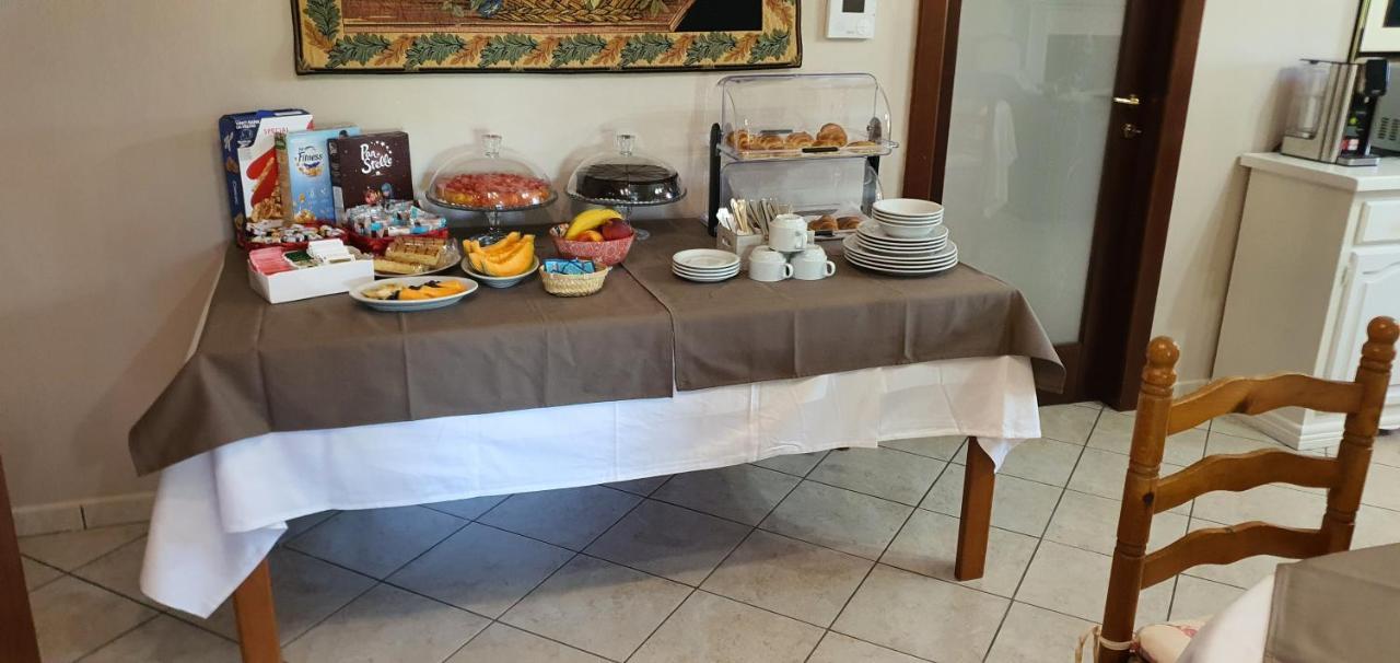 Artemisia Bed And Breakfast SantʼAnna Arresi Esterno foto