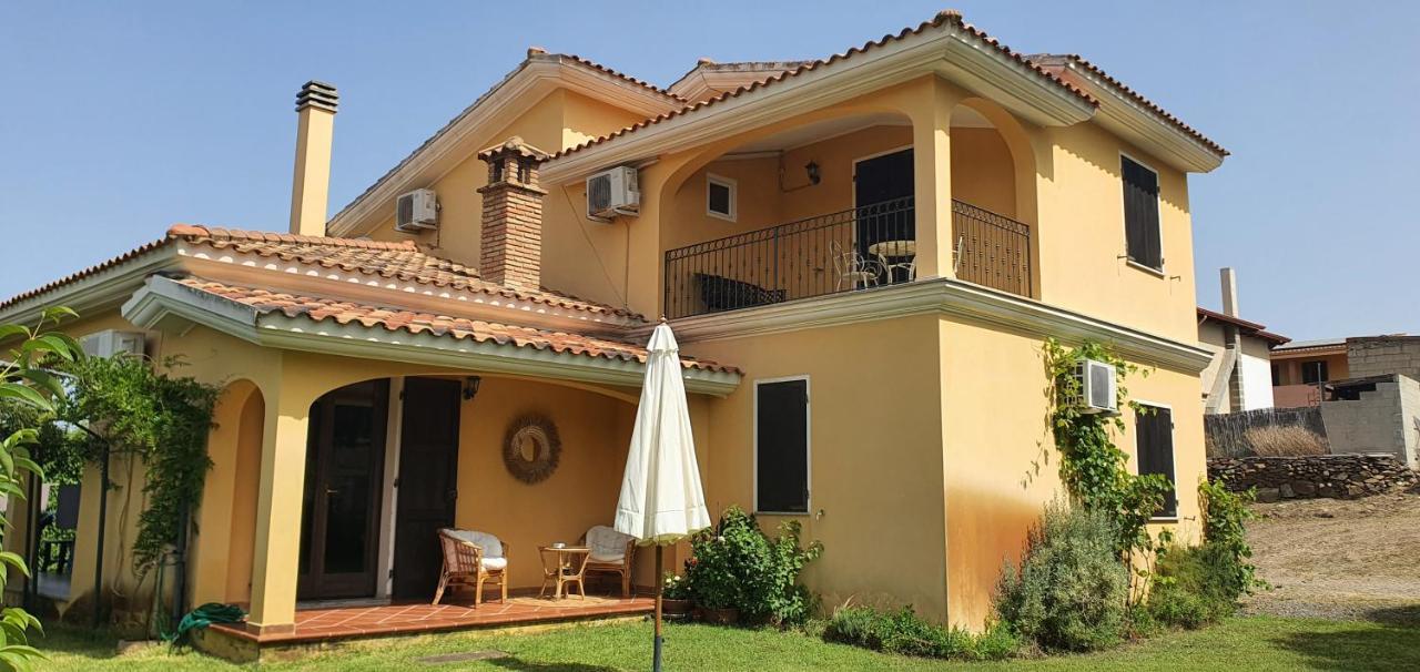 Artemisia Bed And Breakfast SantʼAnna Arresi Esterno foto